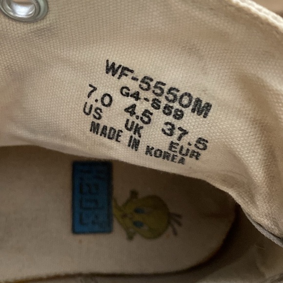 Last Chance🥳! Looney Tunes Keds. Size 7. - Picture 8 of 10